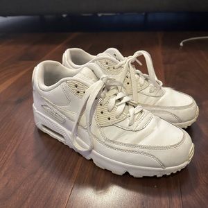 Unisex White Nike Air Max Size 40 EU